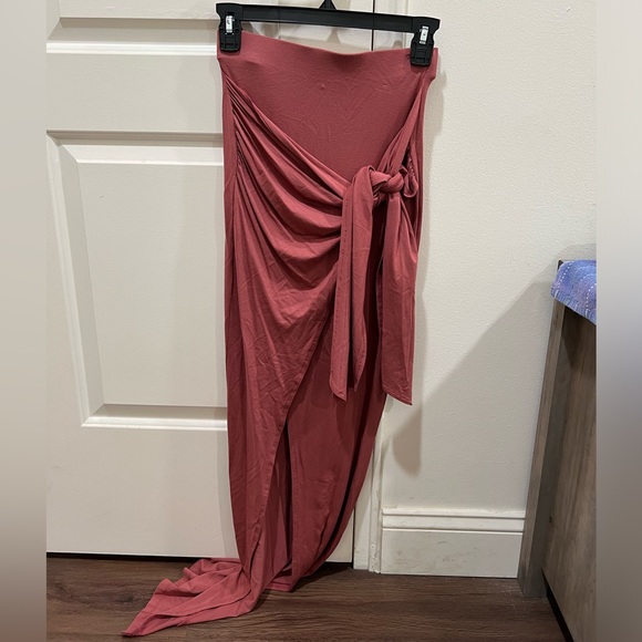 US 2 regular ASOS asymmetric maxi skirt with tie - Picture 5 of 5